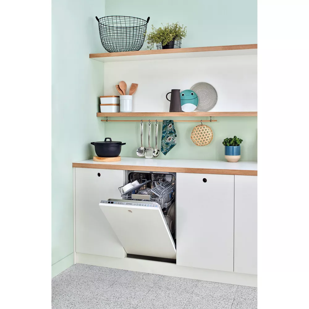 Lave vaisselle encastrable INDESIT DSIO3T224CE – Image 3